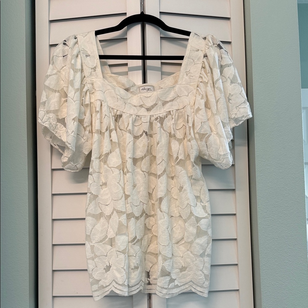 4/$20 Anthropologie Cream Floral Lace Blouse